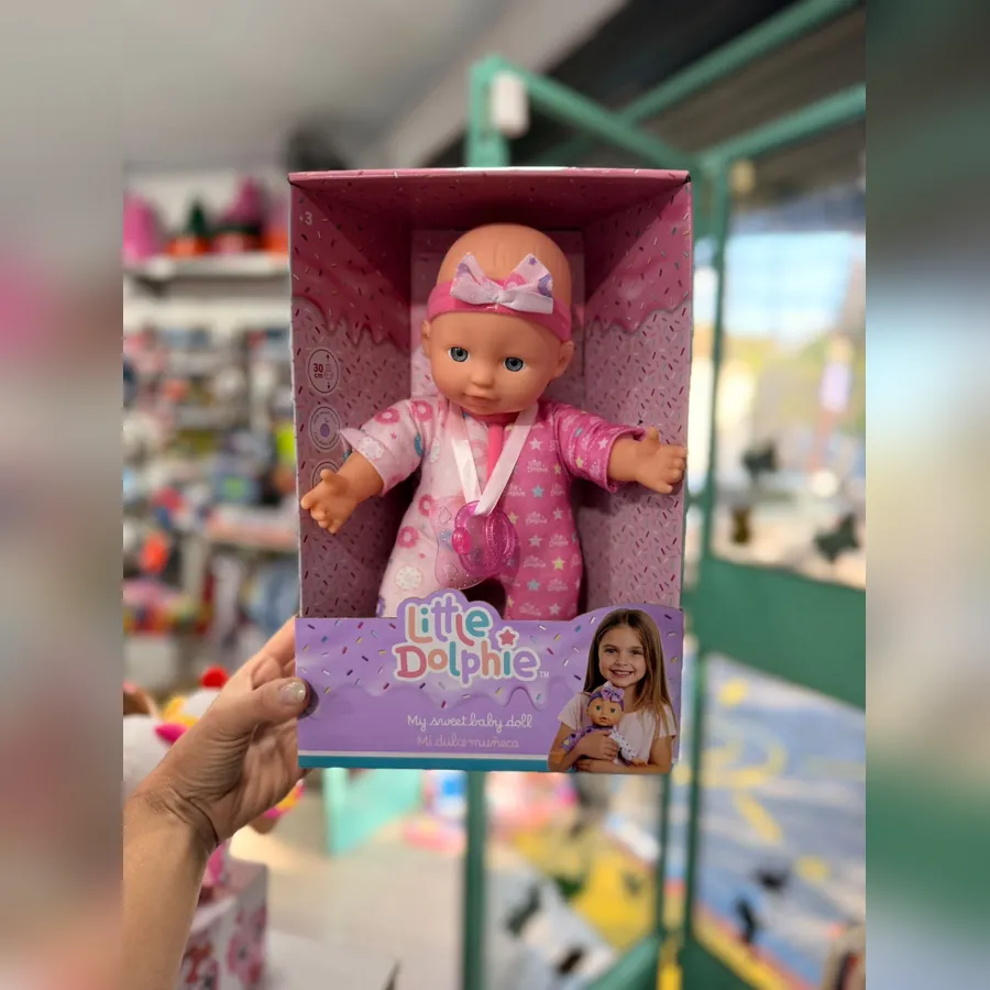 Little Dolphie — muñeca bebé